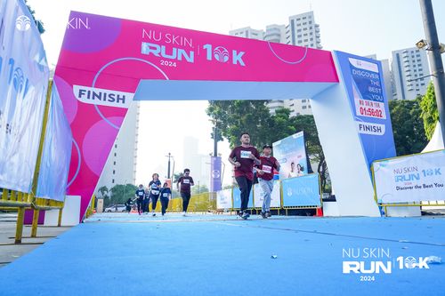 Race photo from Nu Skin Run 10K