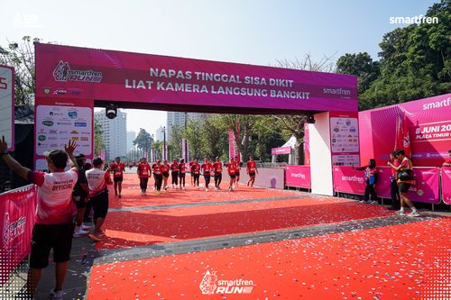 Race photo from Smartfren Run 2025 