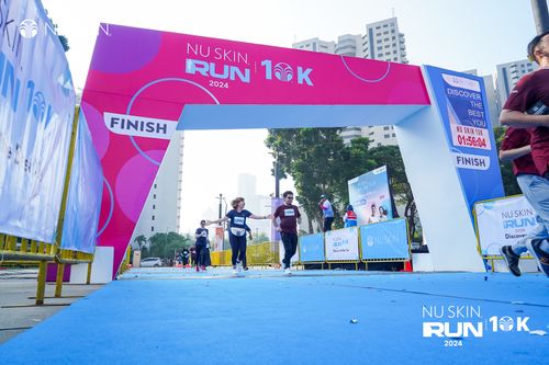 Race photo from Nu Skin Run 10K