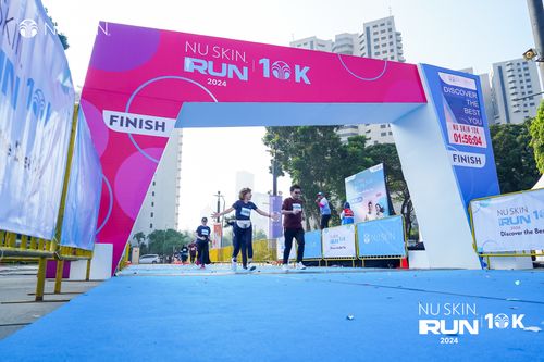 Race photo from Nu Skin Run 10K