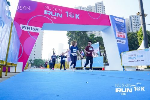 Race photo from Nu Skin Run 10K