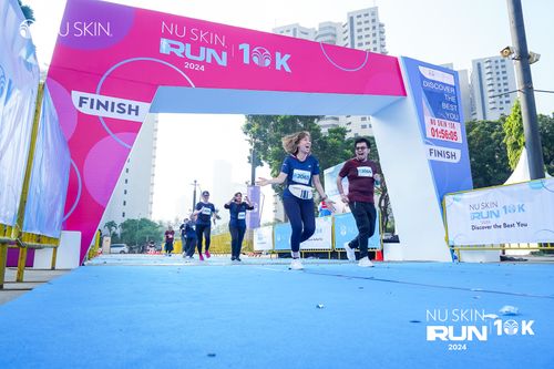 Race photo from Nu Skin Run 10K