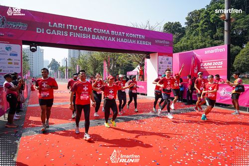 Race photo from Smartfren Run 2025 