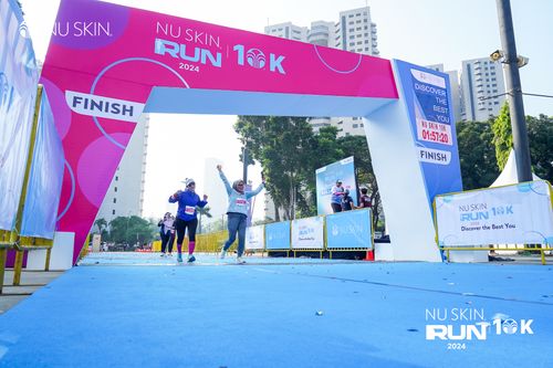 Race photo from Nu Skin Run 10K