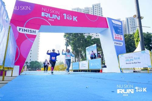 Race photo from Nu Skin Run 10K