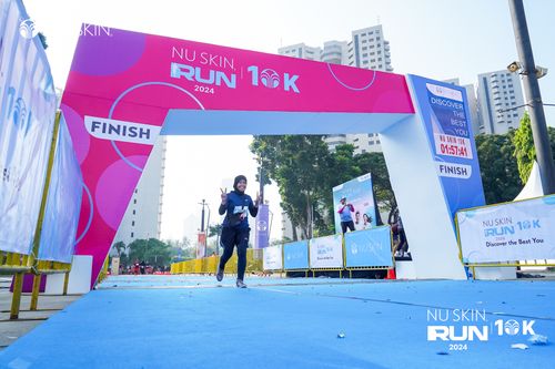 Race photo from Nu Skin Run 10K