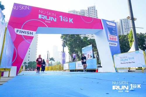 Race photo from Nu Skin Run 10K