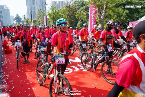 Race photo from Smartfren Run 2025 