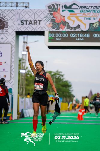 Race photo from Arutmin Borneo Run 2024