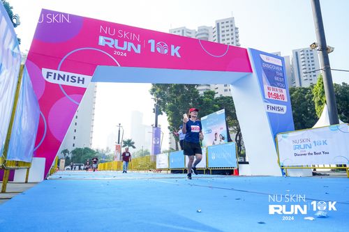 Race photo from Nu Skin Run 10K