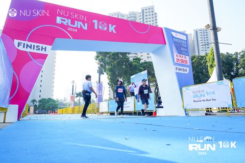 Race photo from Nu Skin Run 10K