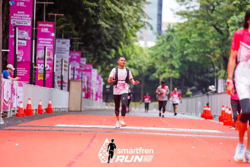 Race photo from Smartfren Run 2024