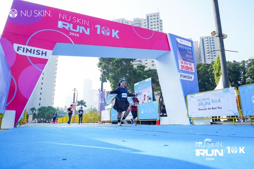 Race photo from Nu Skin Run 10K
