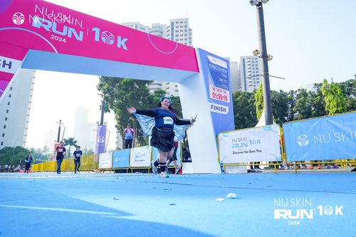 Race photo from Nu Skin Run 10K