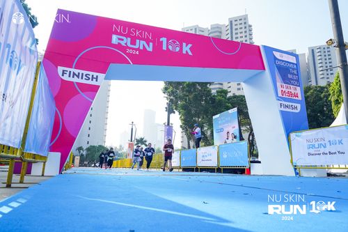 Race photo from Nu Skin Run 10K