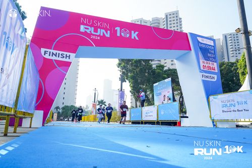 Race photo from Nu Skin Run 10K