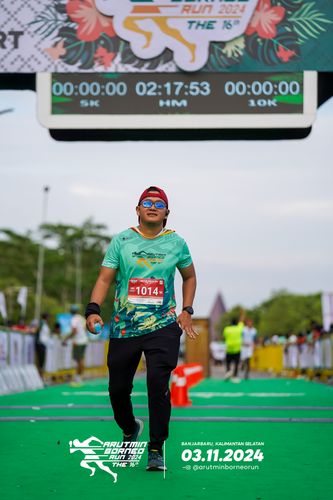 Race photo from Arutmin Borneo Run 2024