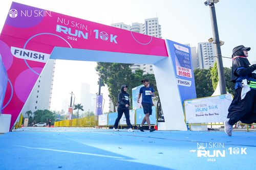 Race photo from Nu Skin Run 10K