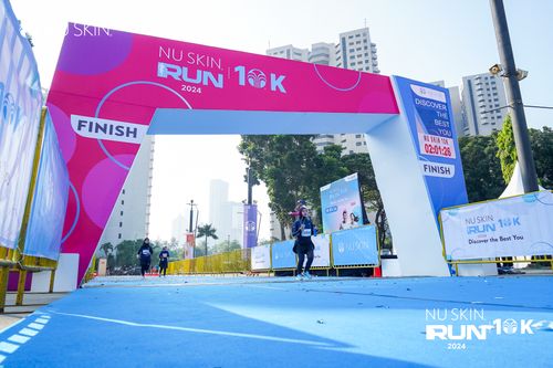 Race photo from Nu Skin Run 10K