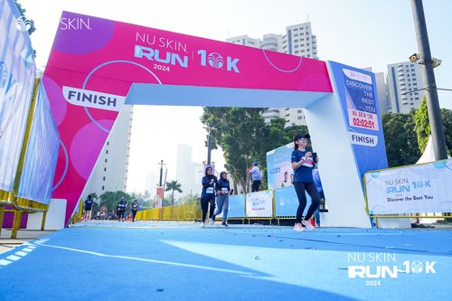 Race photo from Nu Skin Run 10K