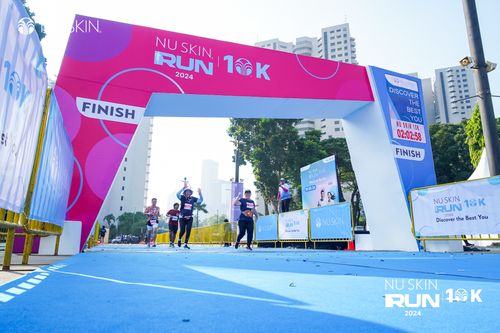 Race photo from Nu Skin Run 10K