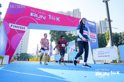 Race photo from Nu Skin Run 10K