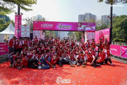 Race photo from Smartfren Run 2025 