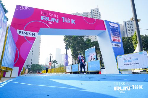 Race photo from Nu Skin Run 10K