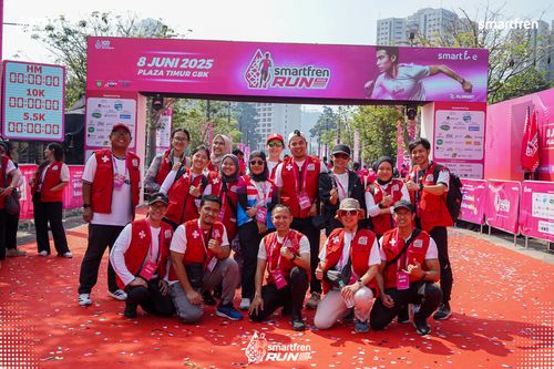 Race photo from Smartfren Run 2025 