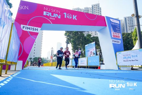 Race photo from Nu Skin Run 10K