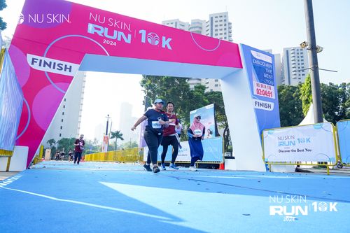 Race photo from Nu Skin Run 10K