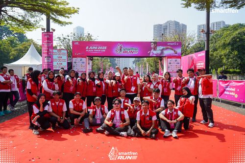 Race photo from Smartfren Run 2025 