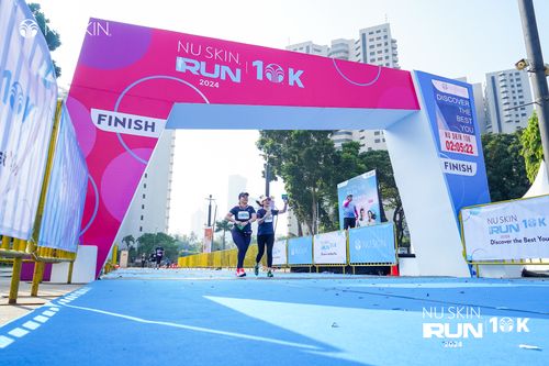 Race photo from Nu Skin Run 10K