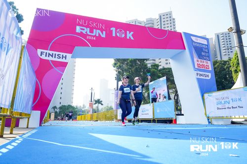 Race photo from Nu Skin Run 10K