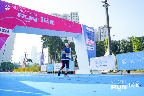 Race photo from Nu Skin Run 10K