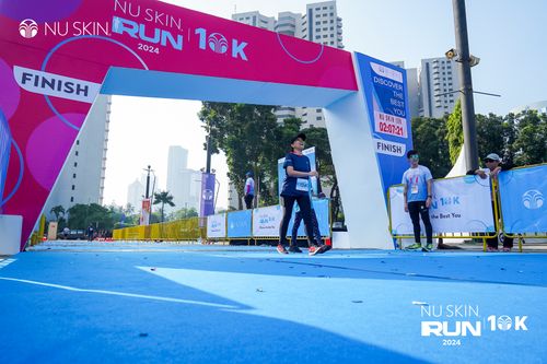 Race photo from Nu Skin Run 10K