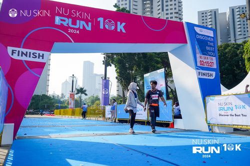Race photo from Nu Skin Run 10K