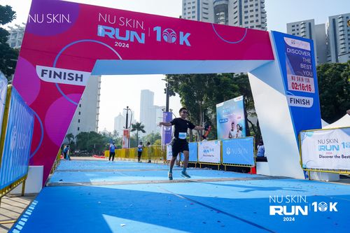 Race photo from Nu Skin Run 10K