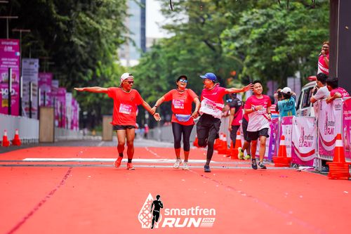 Race photo from Smartfren Run 2024