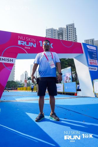 Race photo from Nu Skin Run 10K