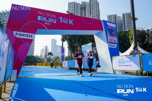 Race photo from Nu Skin Run 10K