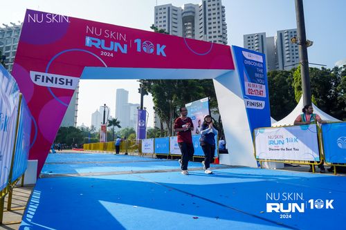 Race photo from Nu Skin Run 10K