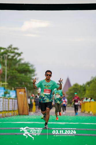 Race photo from Arutmin Borneo Run 2024
