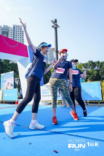 Race photo from Nu Skin Run 10K