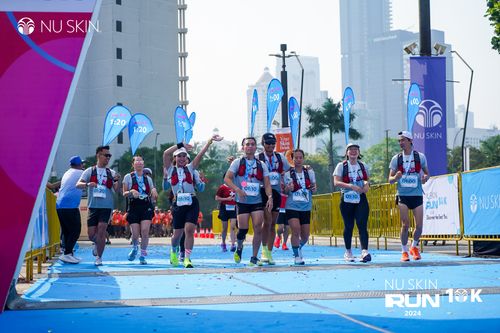 Race photo from Nu Skin Run 10K