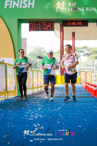 Race photo from BAF LIONS RUN 2024