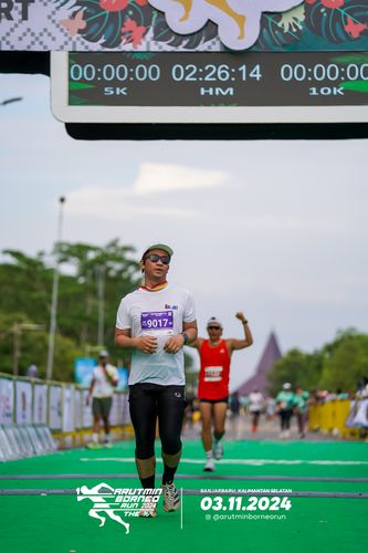 Race photo from Arutmin Borneo Run 2024