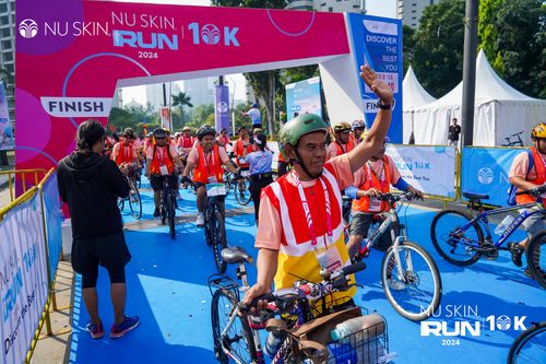 Race photo from Nu Skin Run 10K