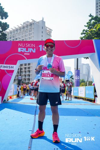 Race photo from Nu Skin Run 10K