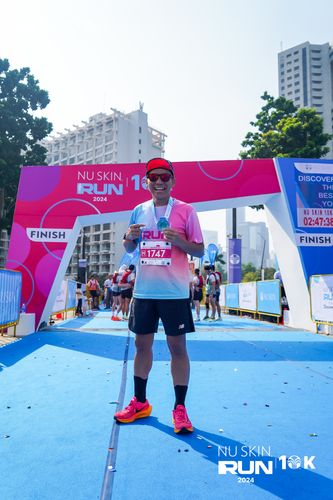 Race photo from Nu Skin Run 10K